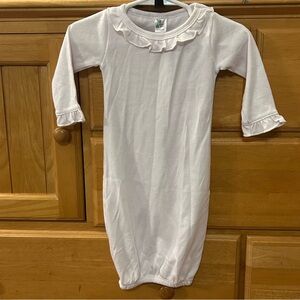 Laughing Giraffe Newborn Girl’s White Cotton Blend Knit Gown Size 0-3 Months